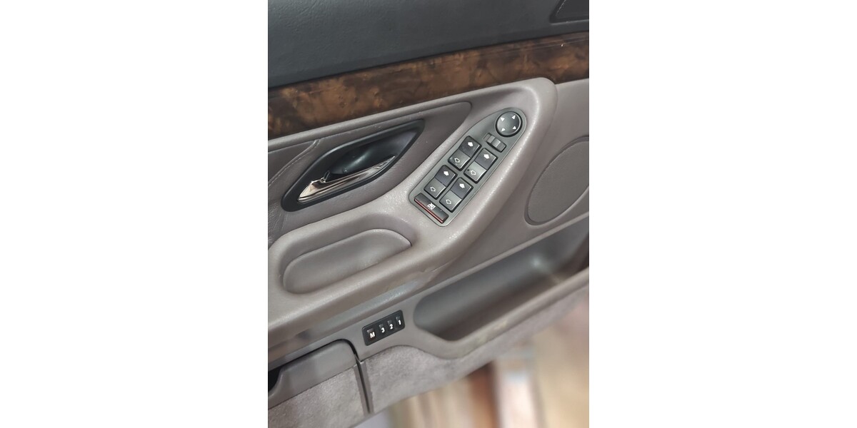 BMW 740 255.486 km 8.500 &euro; Plaue 99338