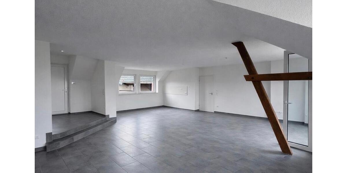 Etagenwohnung Erkelenz - 3 Zimmer, 111 m&sup2;, 1.490&euro; | Angebot:26045468