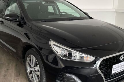 Hyundai i30 76.599 km 12.300 &euro; Baunatal 34225