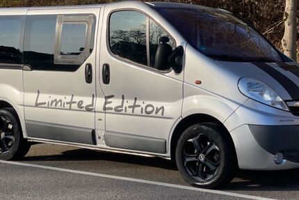 Opel Vivaro 156.000 km 7.900 &euro; Fellbach 70736
