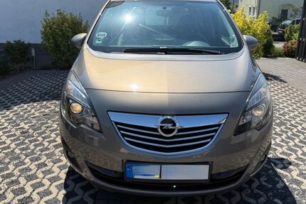 Opel Meriva 123.000 km 5.600 &euro; Leverkusen 51377