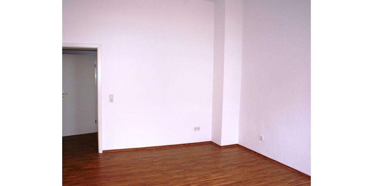 Etagenwohnung Plauen Bahnhofsvorstadt - 2 Zimmer, 42 m&sup2;, 240&euro; | Angebot:26550238