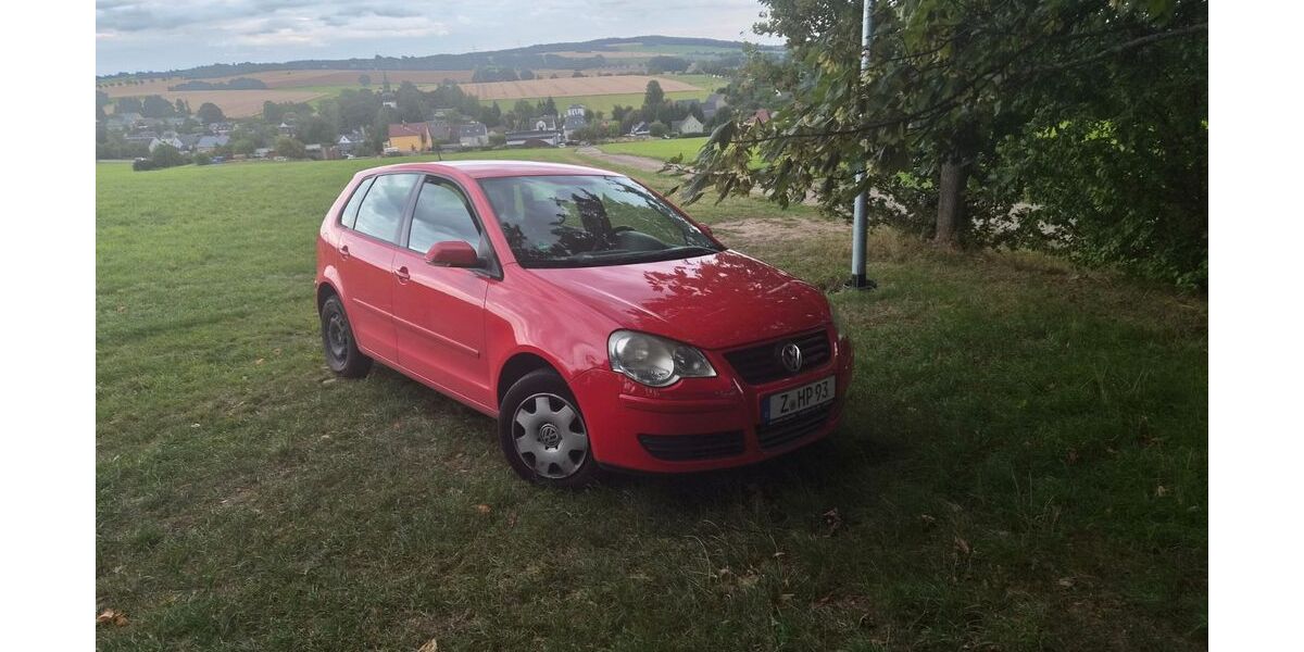 VW Polo 135.000 km 2.500 &euro; Limbach-Oberfrohna 09212