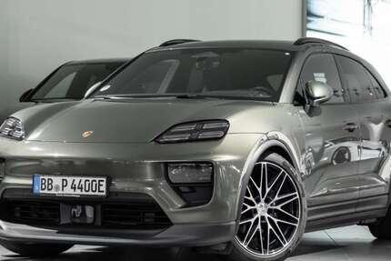 Porsche Macan 16.900 km 87.880 € Böblingen 71034