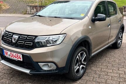 Dacia Sandero 76.386 km 8.990 &euro; Dirmingen 66571