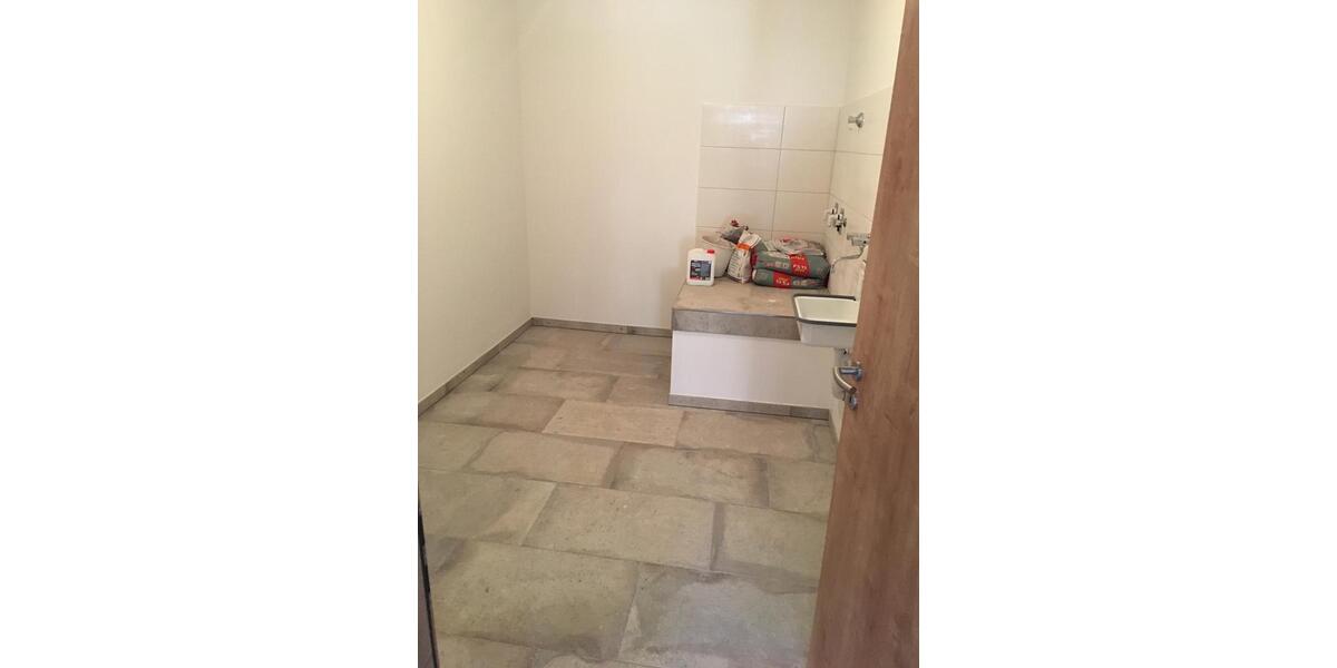 Dachgeschoßwohnung Apen - 4 Zimmer, 120 m&sup2;, 850&euro; | Angebot:26400553