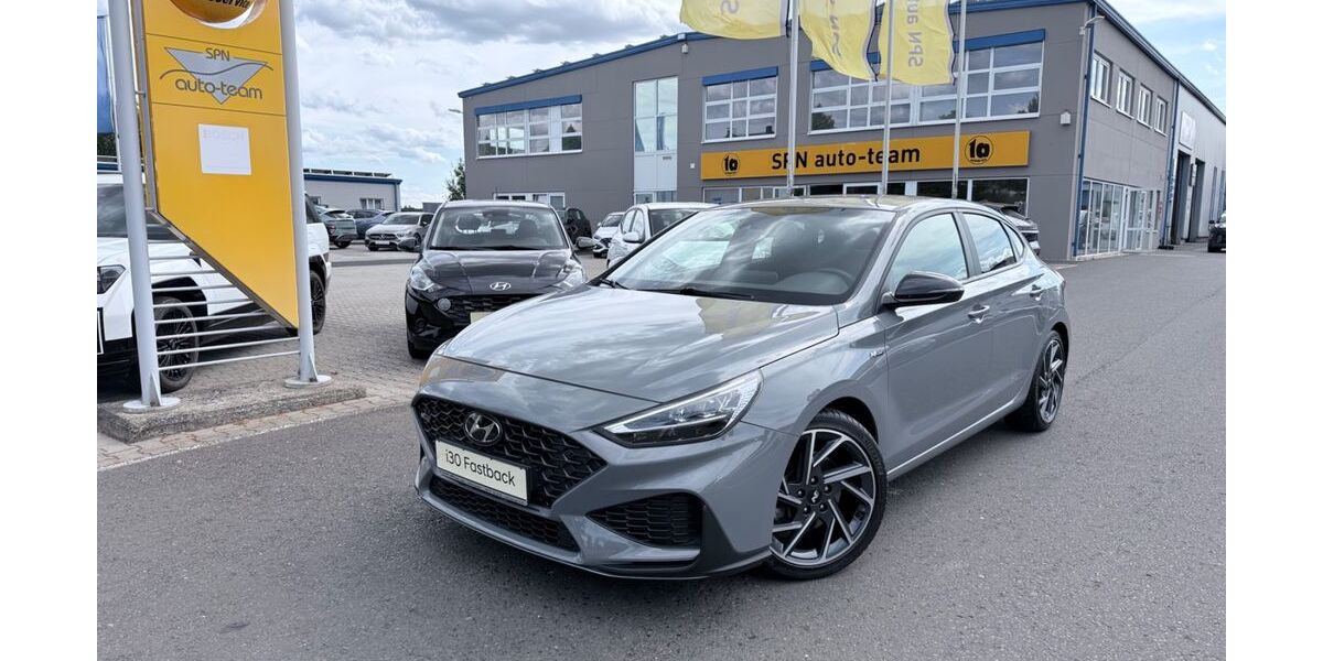 Hyundai i30 48.300 km 22.900 &euro; Laufeld 54533