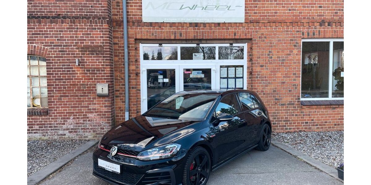 VW Golf 112.972 km 21.750 &euro; Haar 19273