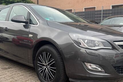 Opel Astra 158.359 km 6.490 &euro; Köln 50858