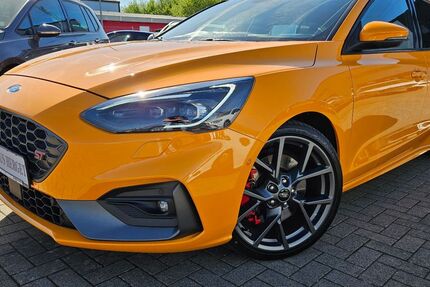 Ford Focus 76.200 km 21.990 &euro; Bekond 54340