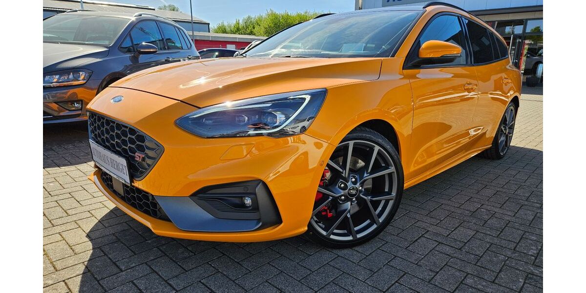 Ford Focus 76.200 km 21.990 &euro; Bekond 54340