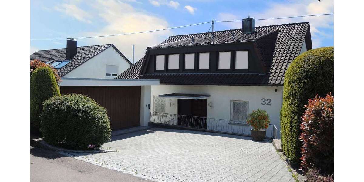 Haus zum Kaufen in Remshalden-Hebsack 645.000 € 220 m² 8 zimmer