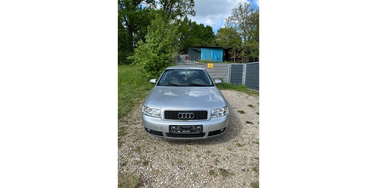 Audi A4 143.478 km 2.500 &euro; Oberasbach 90522