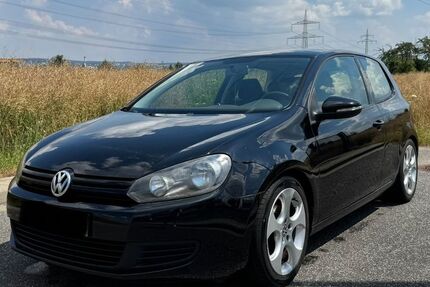 VW Golf 215.000 km 4.498 &euro; Urmitz/Rhein 56220