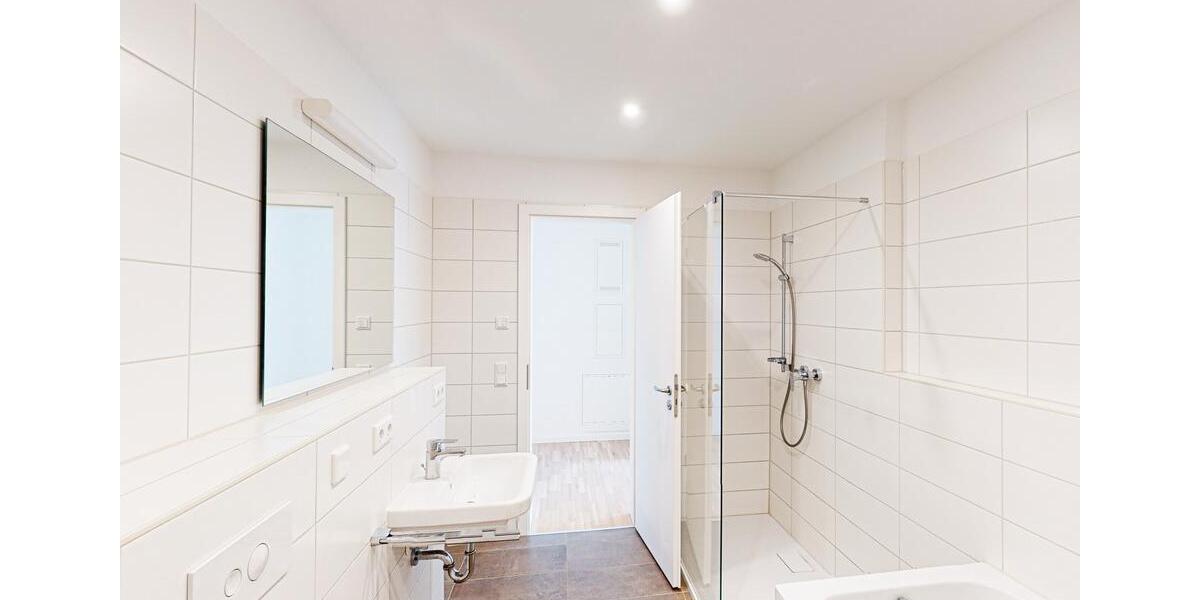 Etagenwohnung Erfurt Johannesplatz - 2 Zimmer, 55 m&sup2;, 645&euro; | Angebot:26383687