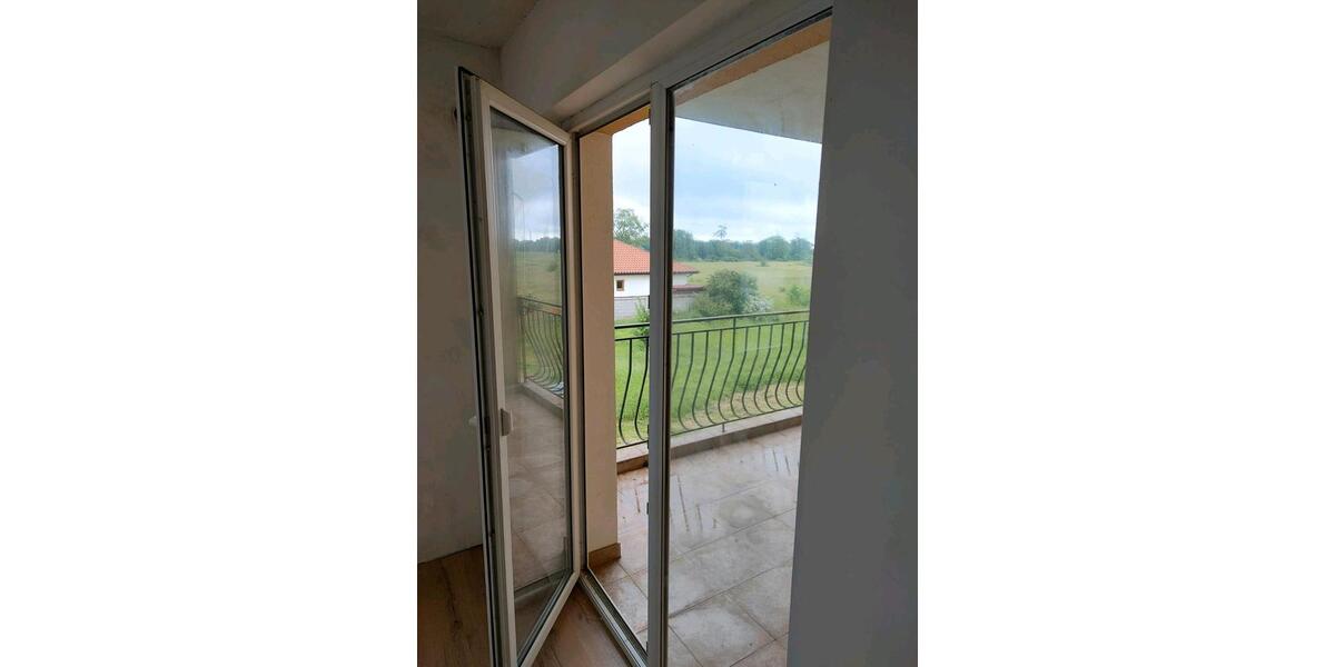 Etagenwohnung Mühlacker - 4 Zimmer, 125 m&sup2;, 55.000&euro; | Angebot:26824429