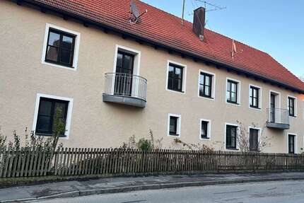 Wohnung zum Mieten in Burgstall 600 € 75.59 m² 3 zimmer