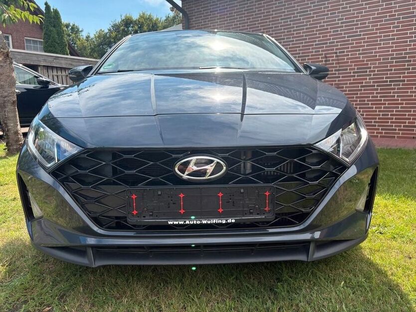 i20