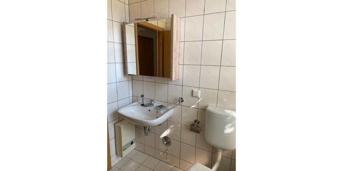Hochparterre Raguhn-Jeßnitz Jeßnitz - 2 Zimmer, 43 m&sup2;, 350&euro; | Angebot:26262559