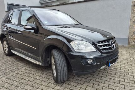 Mercedes-Benz ML 280 303.000 km 9.500 € IHRINGEN 79241
