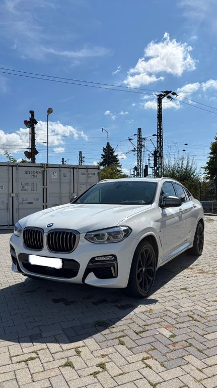X4 M40