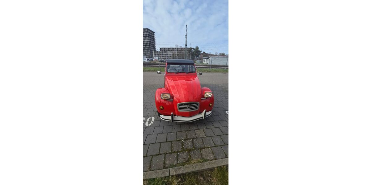 Citroen 2 CV 15.653 km 8.999 &euro; Pforzheim 75180