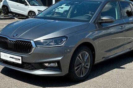 Skoda Fabia 5.000 km 25.490 &euro; Mengen 88512