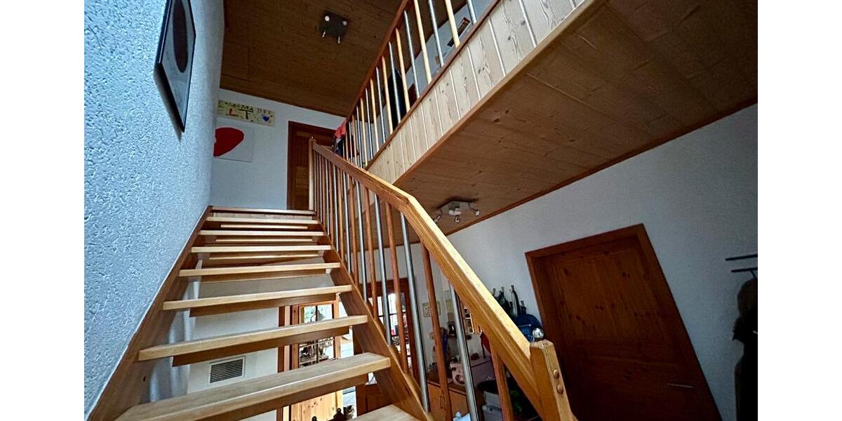 Einfamilienhaus Hauzenberg - 7 Zimmer, 240 m&sup2;, 565.000&euro; | Angebot:26044925