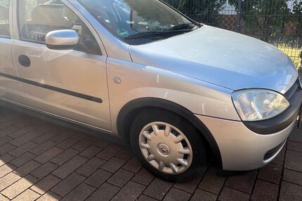 Opel Corsa 188.000 km 800 &euro; Schwalmtal 36318