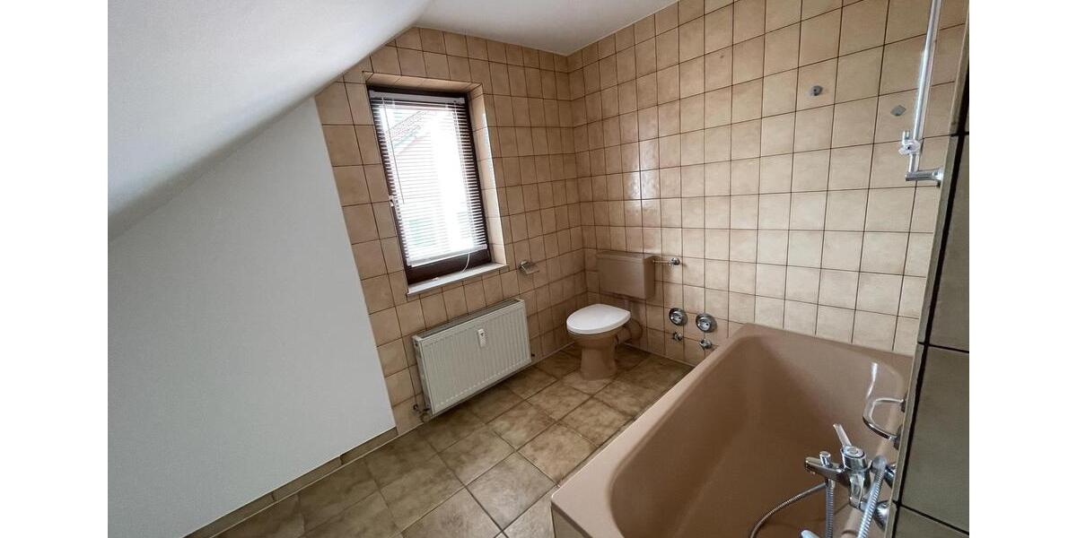 Dachgeschoßwohnung Wüstenrot - 2 Zimmer, 74 m&sup2;, 625&euro; | Angebot:25613597