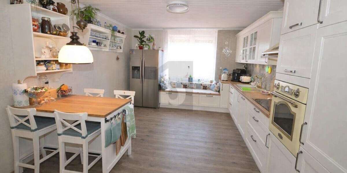 Einfamilienhaus Bad Oeynhausen Dehme - 16 Zimmer, 460 m&sup2;, 577.000&euro; | Angebot:25549718