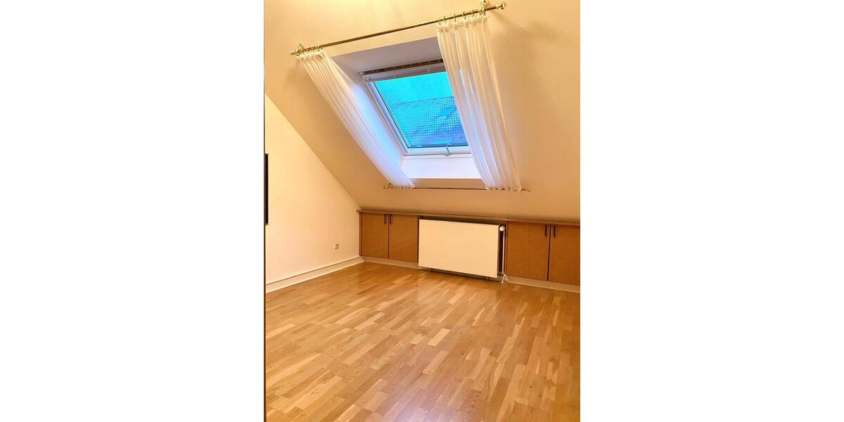 Dachgeschoßwohnung Bad Salzuflen - 2 Zimmer, 50 m&sup2;, 460&euro; | Angebot:26586347