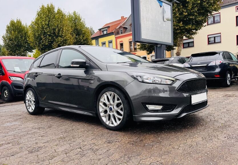Ford Focus 43.000 km 10.900 € Saarbrücken 66115