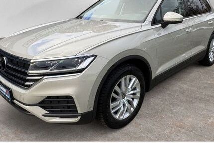 VW Touareg 27.298 km 52.290 &euro; Lemgo 32657