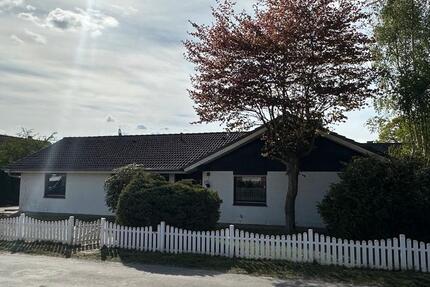 Haus Ahlerstedt - 4 Zimmer, 140 m&sup2;, 1.050&euro; | Angebot:26417055