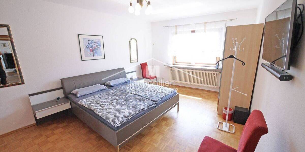 Mehrfamilienhaus, Wohnhaus Greding - 7 Zimmer, 229 m&sup2;, 300.000&euro; | Angebot:26487598