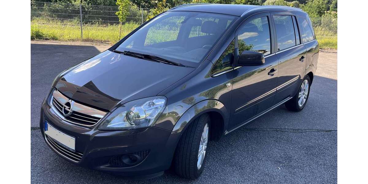 Opel Zafira 206.000 km 5.900 &euro; Roding, St 93426