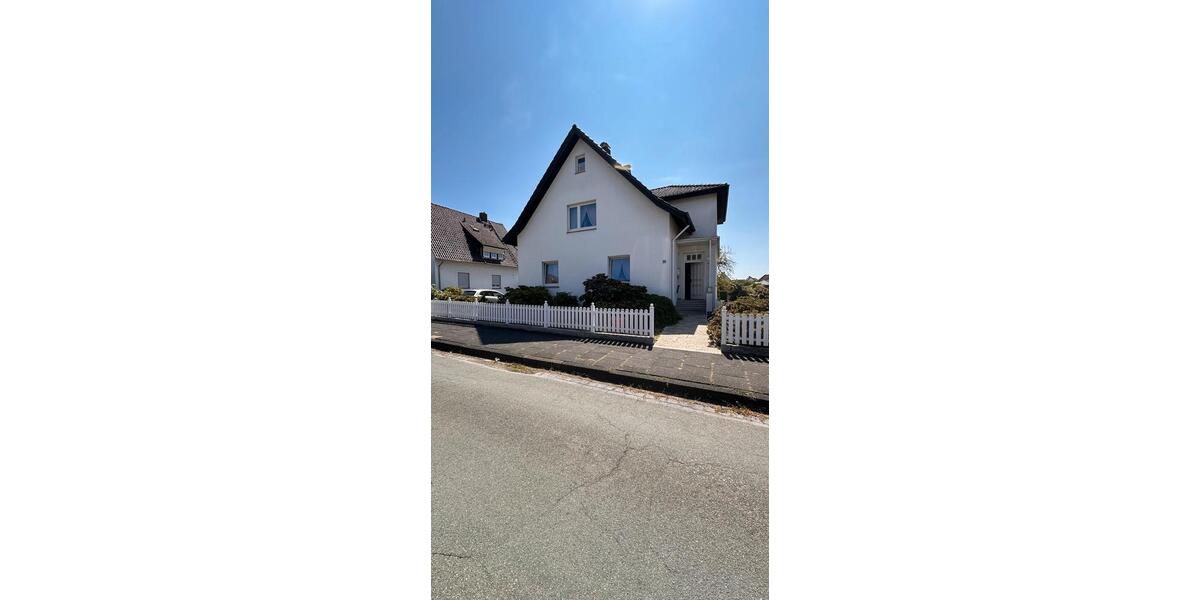 Einfamilienhaus Bünde - 7 Zimmer, 140 m&sup2;, 420.000&euro; | Angebot:27113661