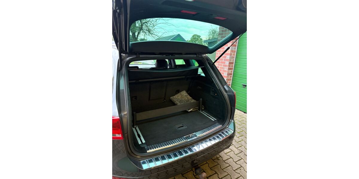 VW Touareg 267.000 km 11.000 &euro; Nettetal 41334