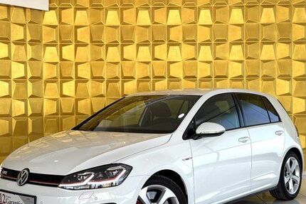 VW Golf 74.500 km 22.490 &euro; Villingen-Schwenningen 78048