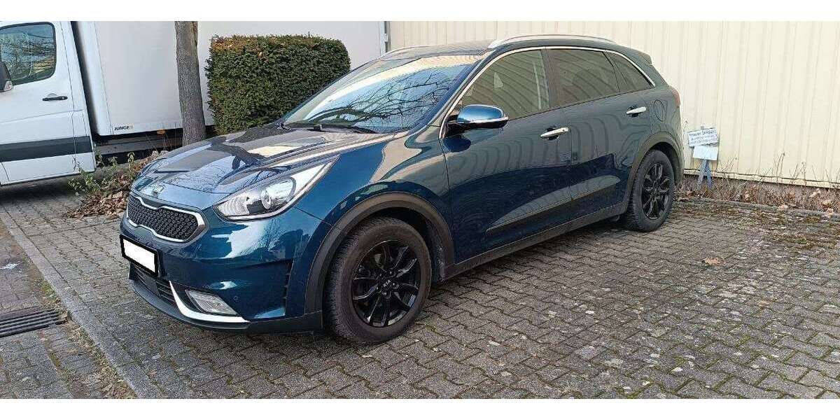 Kia Niro 50.500 km 16.900 &euro; Waiblingen 71332