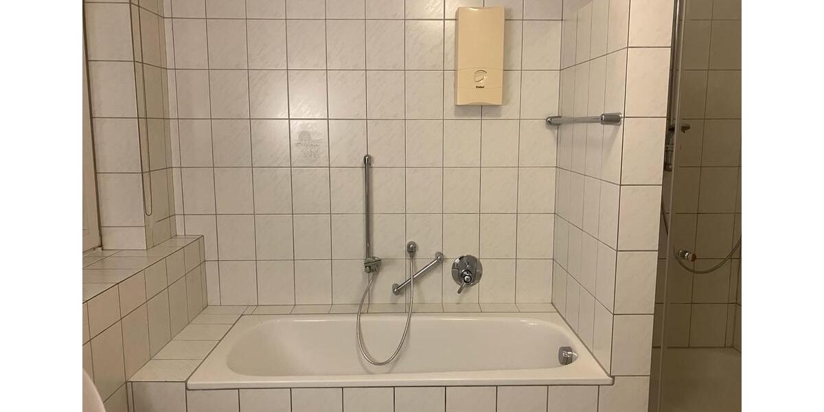 Dachgeschoßwohnung Delbrück - 3 Zimmer, 100 m&sup2;, 770&euro; | Angebot:25404249