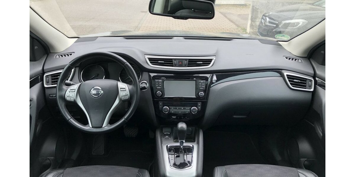 Nissan Qashqai 1.6 dCi Tekna 132.000 km 7.500 &euro; Neckarsulm 74172