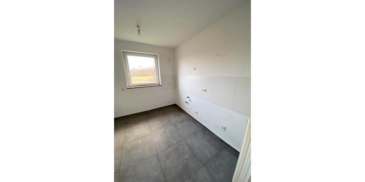 Etagenwohnung Bergen - 4 Zimmer, 82 m&sup2;, 129.000&euro; | Angebot:27097430