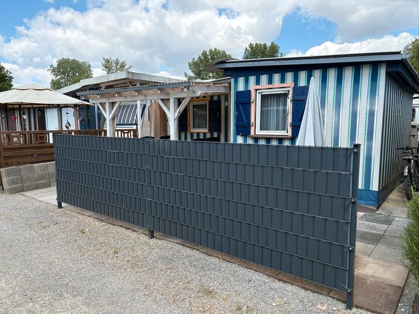 Haus am See - Dauercampingplatz in Freizeitparadies Plittersdorf