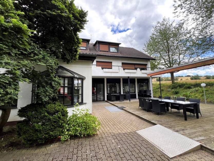 Traditionelles Hotel mit Gaststätte in ruhiger Lage von Duderstadt 2 zimmer