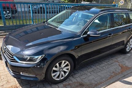 VW Passat 151.142 km 13.500 &euro; Barsbüttel 22885