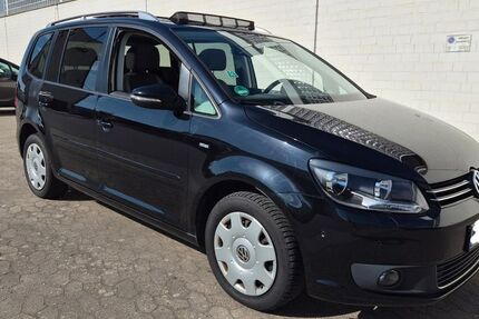 VW Touran 168.000 km 5.799 &euro; Kelkheim ( Taunus ) 65779