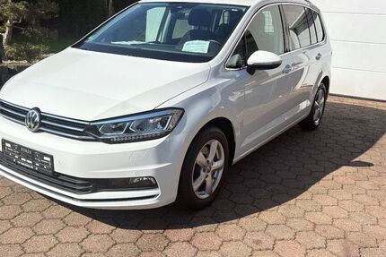 VW Touran 124.609 km 16.950 &euro; Bliesen (St. Wendel) 66606