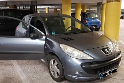 Peugeot 206 175.000 km 2.800 &euro; Duisburg 47167